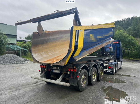 Carnehl 3 axle tipper semi image