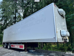 Limetec 2 axle City trailer w/ full side opening.