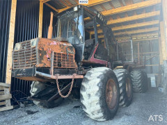 Valmet 840 Load carrier. repair object.