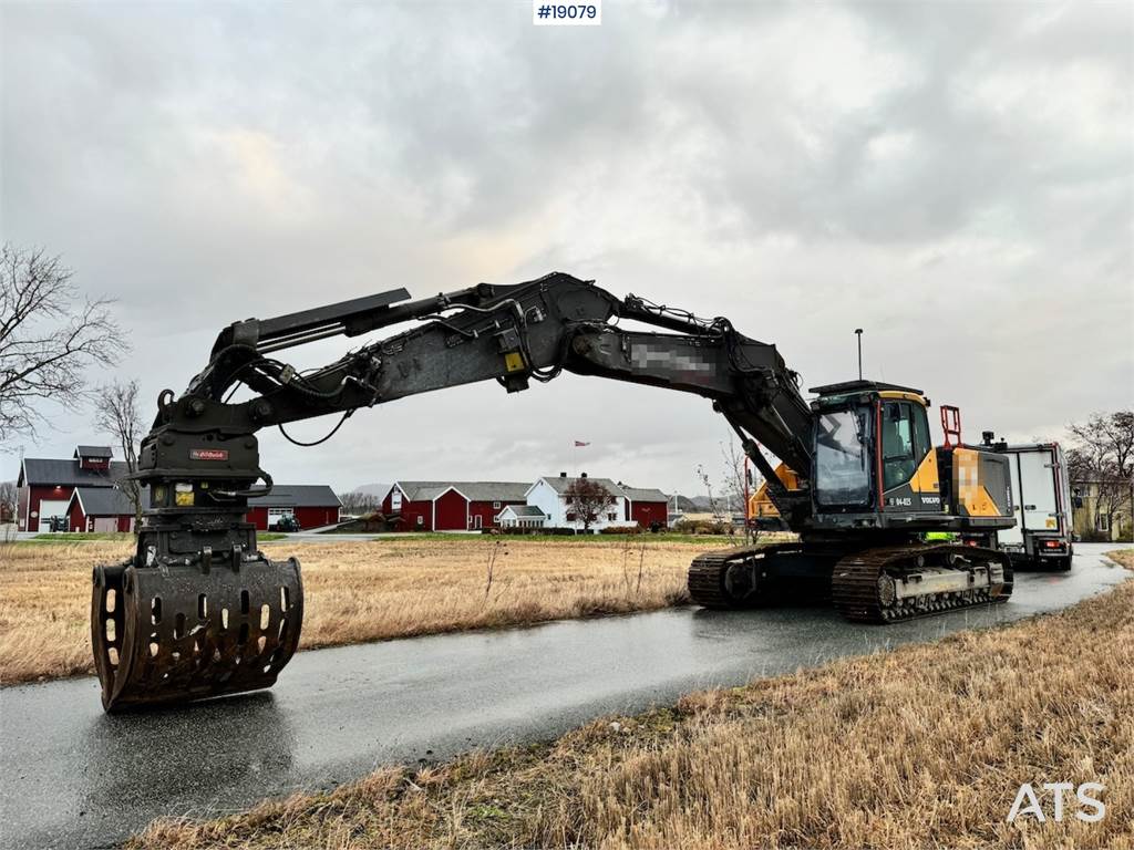 Volvo EC300ENL w/ Rototilt and S70 Oilqucik. Tilt cabin image
