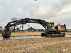 Volvo EC300ENL w/ Rototilt and S70 Oilqucik. Tilt cabin