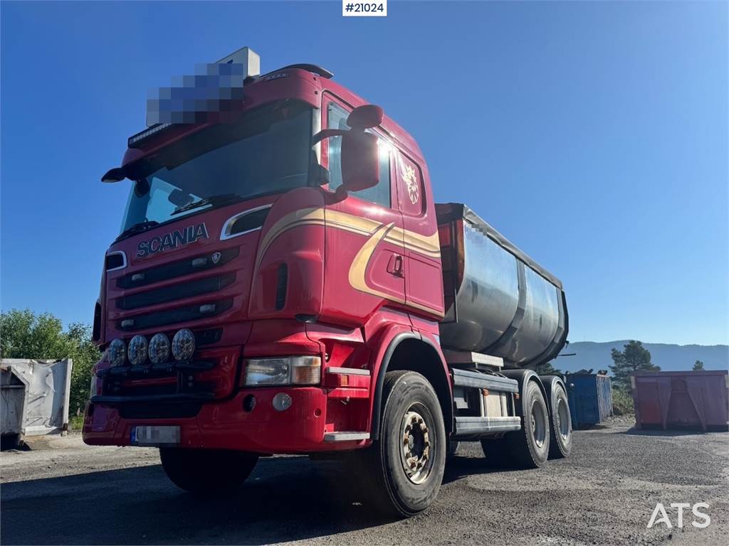 Scania R560 Asphalt truck w/ Tub and Dumper box image