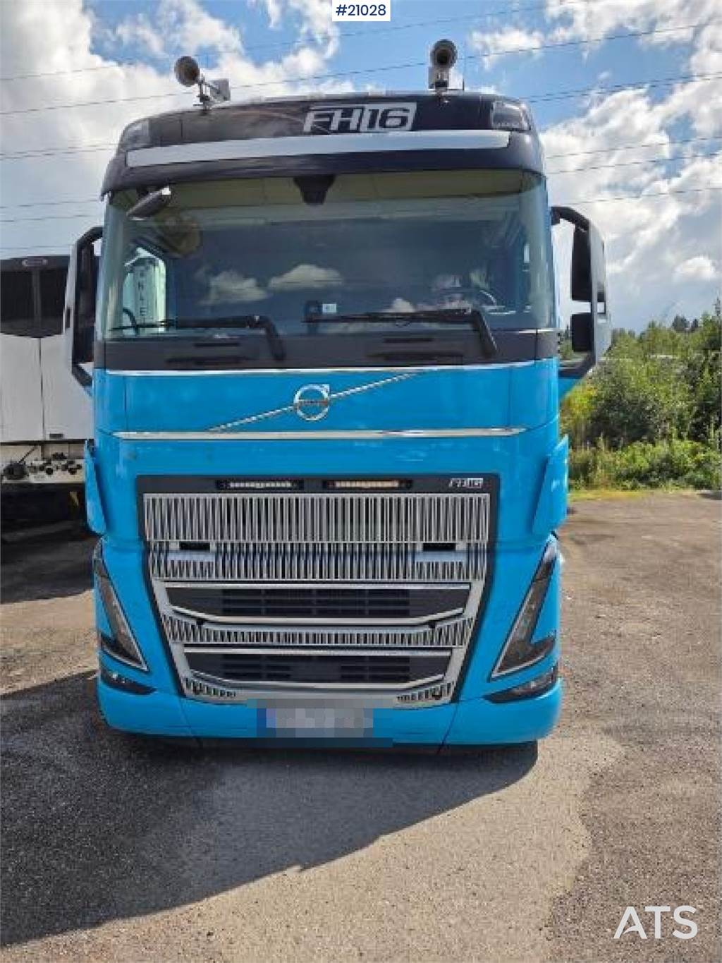Volvo FH650 6x2 Container truck.