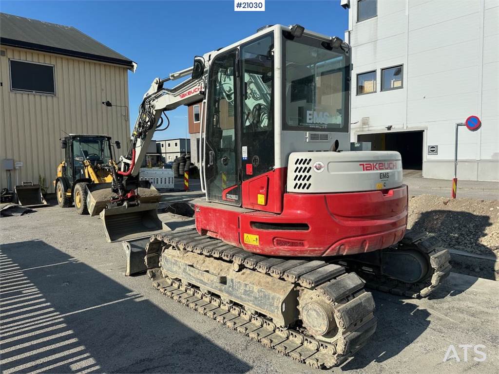 Takeuchi TB280FR crawler excavator w/ rototilt and 3 bucket image