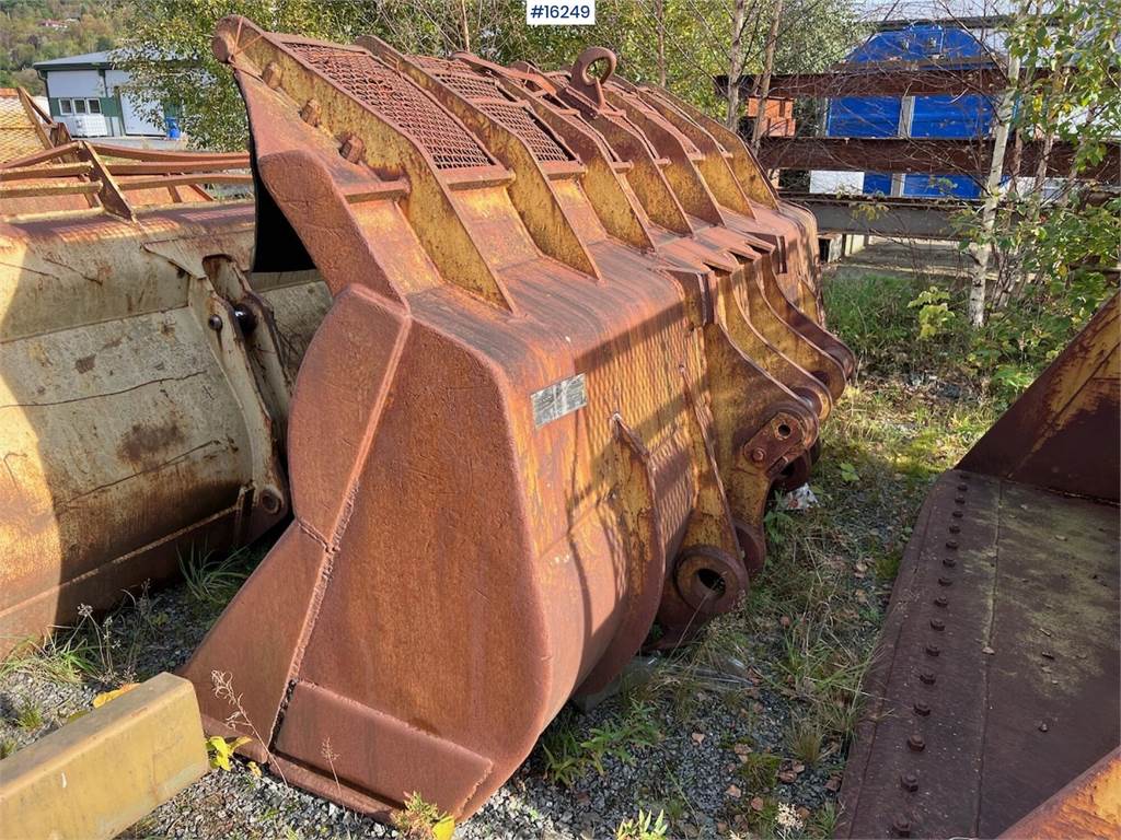Pay & Brinck Wheel loader bucket image