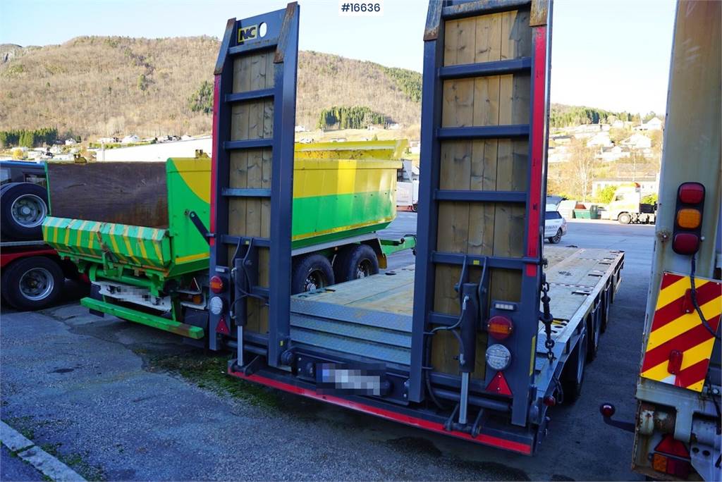 NC 3 axle machine trailer that is little used image