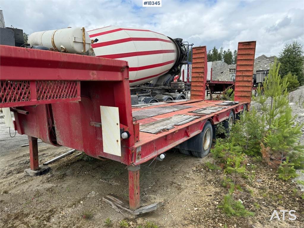 Vang 3 axle Machine trailer image