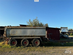 Maur trailer