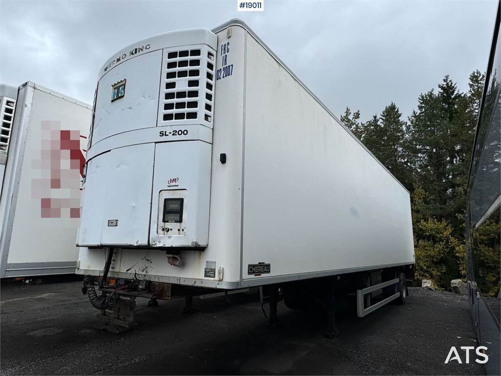 Fruehauf cabinet semi w/ fridge/freezer unit and lift image