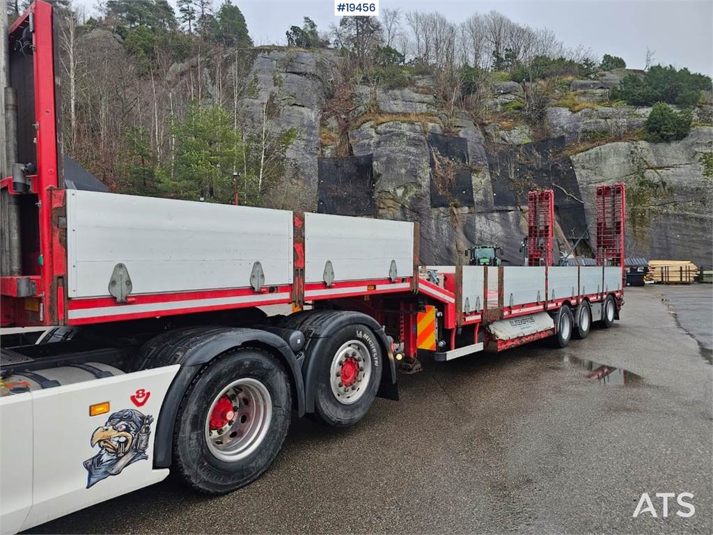 HRD Maskinsemi w/ Hydraulic widening, extraction and D image