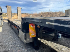 Istrail Machinery Semi-trailer w/ Hydraulic bridges.