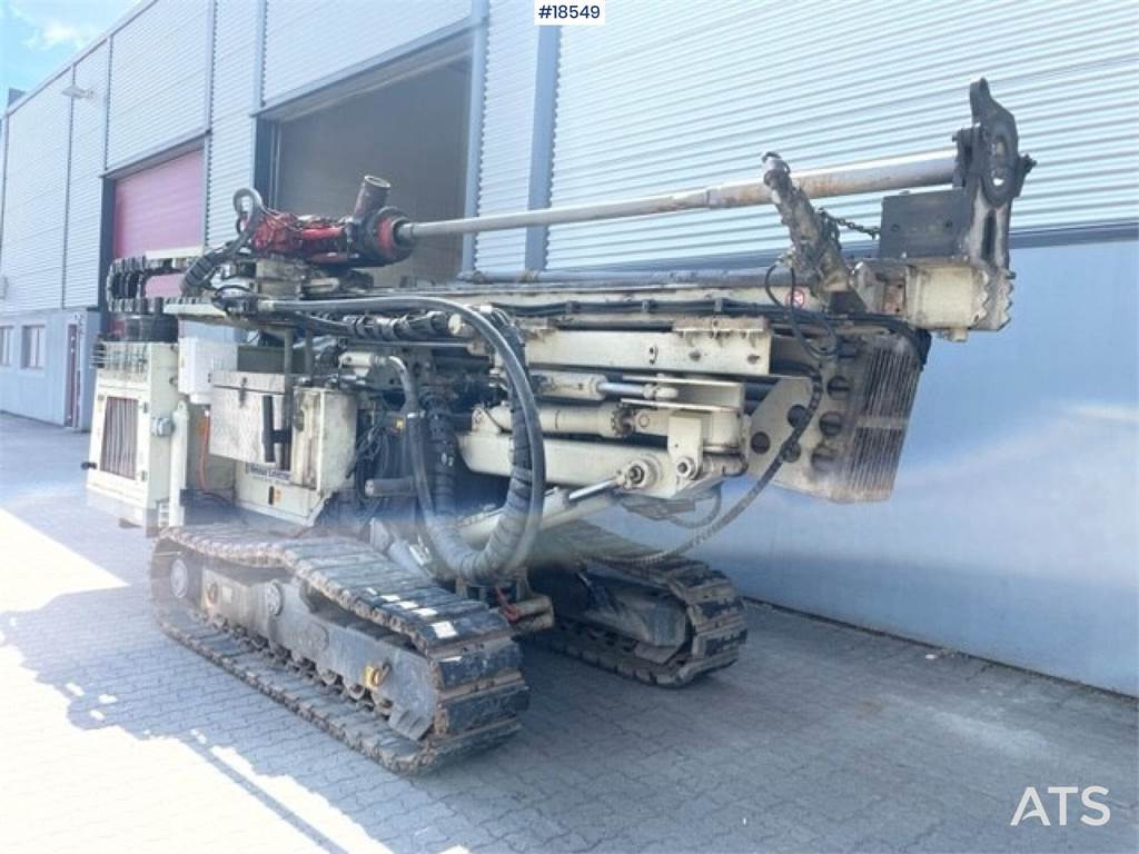 Comacchio MC500 Drill Rig. 3030 hours! WATCH VIDEO image