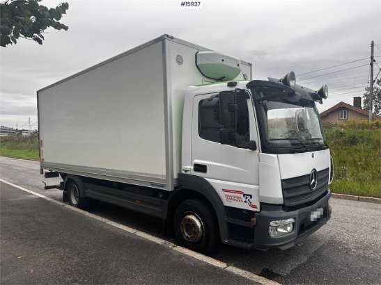 Mercedes-Benz Atego Truck w/ rear lift. Atego Truck w/ rear lift. 2015 2