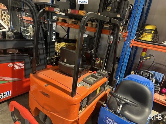 Daewoo B20T truck w/ 4.5 m lift height Daewoo B20T truck w/ 4.5 m lift height 2003 2 Forklift