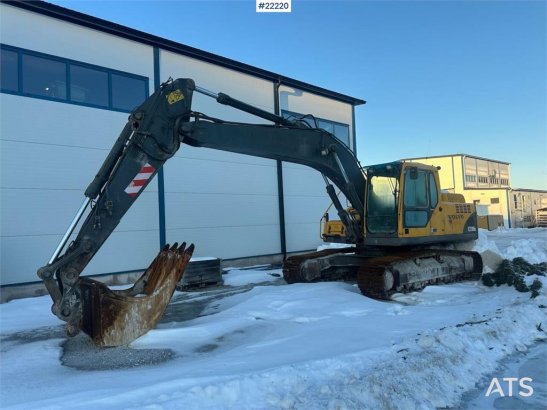 Volvo EC210 BLC excavator w/ toothed bucket. WATCH VIDEO 10104 2006 2 Crawler Excavators image 16