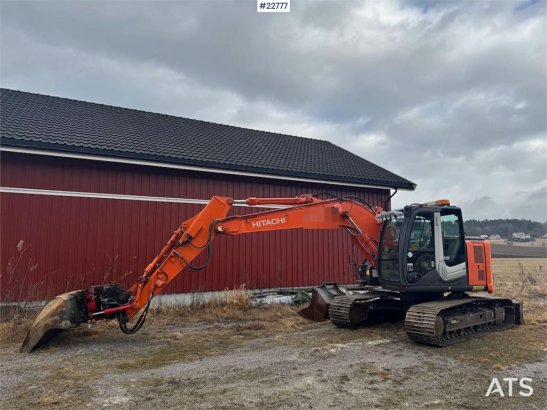 Hitachi ZX135US-3 Crawler Excavator with 2 buckets and rot 10227 2010 2 Crawler Excavators