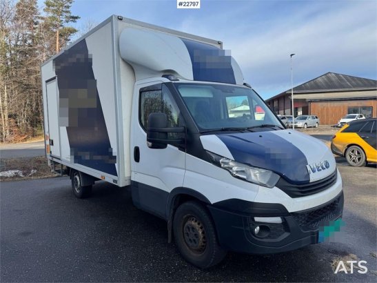 Iveco 35S16 Box truck w/ side door and lift 35S16 Box truck w/ side door and lift 2018 2 image 16