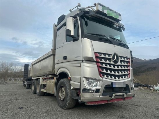 Mercedes-Benz Arocs 2658 6x2 Tipper truck. Arocs 2658 6x2 Tipper truck. 2016 2 Tipper trucks image 31