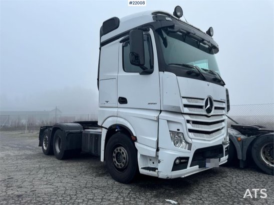 Mercedes-Benz Actros 2551 6x2 Tractor Unit – Repair Object Actros 2551 6x2 Tractor Unit – Repair Object 2014 2 Tractor Uni...