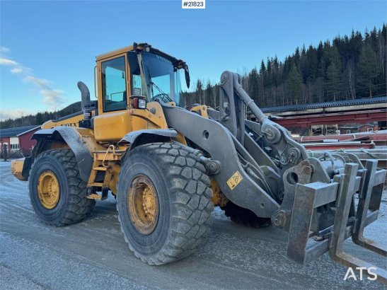 Volvo L110E Wheel Loader with Bucket WATCH VIDEO L110E Wheel Loader with Bucket WATCH VIDEO 2006 2 Wheel Loaders image 16