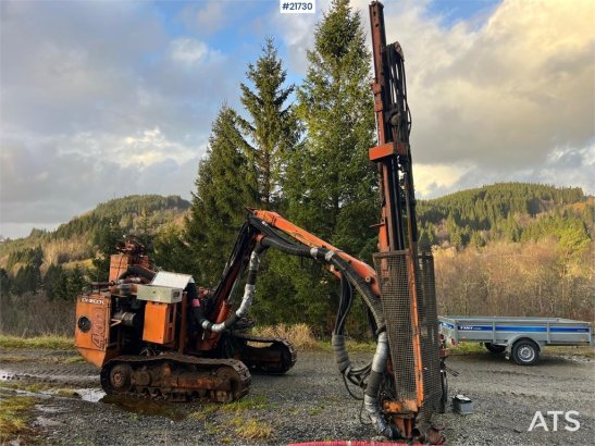 Tamrock DHA400 Drilling rig w/ CPR 438L hammer Tamrock DHA400 Drilling rig w/ CPR 438L hammer 1986 2 image 16