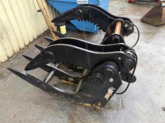 Magsi Rateau wood gripper m/s70 attachment Magsi Rateau wood gripper m/s70 attachment 2017 2 image 12