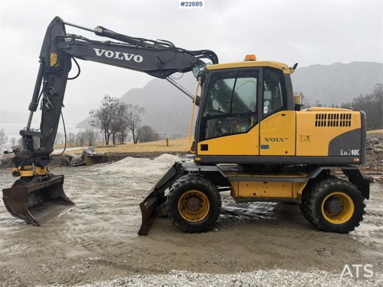 Volvo EW140C wheeled machine w/rototilt, sanding bucket EW140C wheeled machine w/rototilt, sanding bucket 2007 2 Wheeled E...