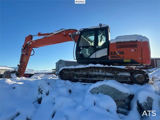 Hitachi ZX180LC-5B excavator w/ rototilt, digging bucket a ZX180LC-5B excavator w/ rototilt, digging bucket a 2013 2 Crawl...