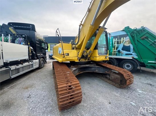 Komatsu PC240LC-8 crawler excavator with digging bucket PC240LC-8 crawler excavator with digging bucket 2007 2 Crawler Exc...
