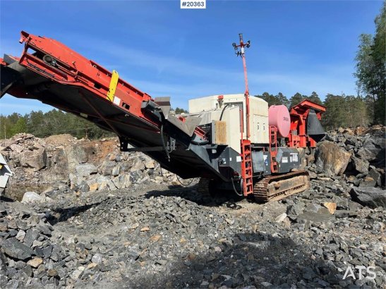 Sandvik UJ440i crusher w/ side conveyor and magnet UJ440i crusher w/ side conveyor and magnet 2016 2 image 31