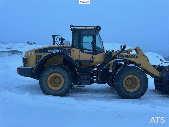 Komatsu WA380-7 wheel loader w/ bucket, scale, summer and 848 2016 2 Wheel Loaders image 31