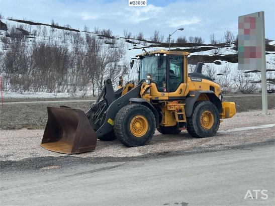 Volvo L90H wheel loader with joystick control and a buck L90H wheel loader with joystick control and a buck 2018 2 Wheel L...