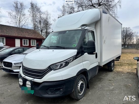 Iveco 35S16 box truck – 8 pallets – 111,000 km! 35S16 box truck – 8 pallets – 111,000 km! 2024 2 Small Vans image 31