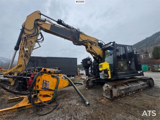 CAT 325FLCR 38 2017 2 Crawler Excavators image 16