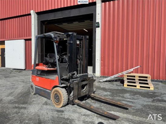 Toyota 7FBMF25 Forklift – Electric 7FBMF25 Forklift – Electric 2013 2 Forklift image 16