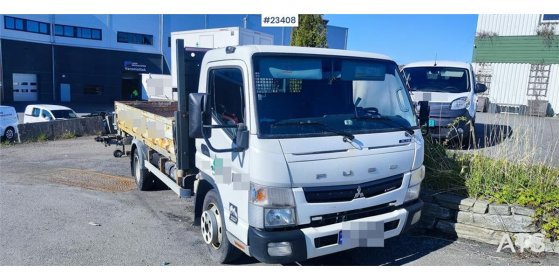 Mitsubishi Fuso Canter 4x2 flatbed truck for sale as a repair Fuso Canter 4x2 flatbed truck for sale as a repair 2019 2