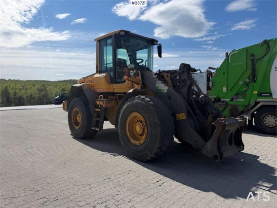 Volvo L70F wheel loader w/ weight. WATCH VIDEO L70F wheel loader w/ weight. WATCH VIDEO 2008 2 Wheel Loaders
