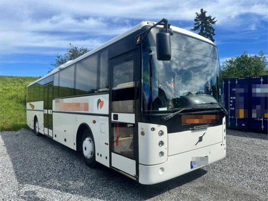 Volvo B9R Coach – 44 Seats WATCH VIDEO B9R Coach – 44 Seats WATCH VIDEO 2011 2 image 16