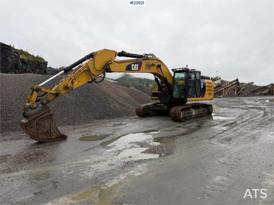 CAT 324 EL 324 EL 2015 2 Crawler Excavators