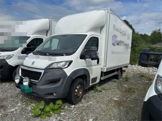 Peugeot Boxer Peugeot Boxer 2020 2 Small Vans