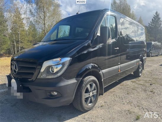 Mercedes-Benz Sprinter Minibus – 11 seats – Two sets of tires Mercedes-Benz Sprinter Minibus – 11 seats – Two sets of tire...