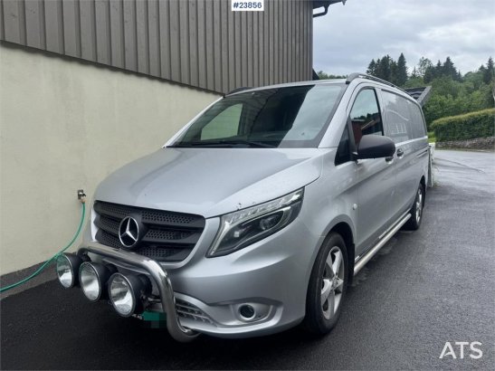 Mercedes-Benz Vito 119 4x4 Van – Two Sets of Tires Mercedes-Benz Vito 119 4x4 Van – Two Sets of Tires 2015 2 Small Vans