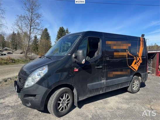 Renault Master van with two sets of tires. Master van with two sets of tires. 2019 2 Small Vans