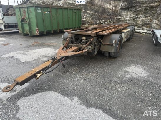 Kaupe 3 akslet hook trailer with tipper for sale as a re Kaupe 3 akslet hook trailer with tipper for sale as a re 2011 2