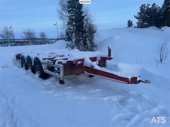 HFR KM 24 3-axle container trailer w/ two sets of tire HFR KM 24 3-axle container trailer w/ two sets of tire 2012 2 image 6