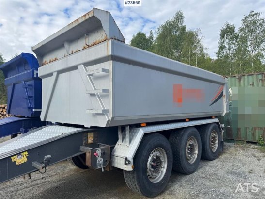 Istrail Triple-Axle Trailer Istrail Triple-Axle Trailer 2017 2 Dump trailers image 16