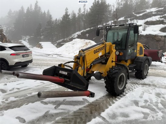 Günter Grossmann Ladowarka GG2500T telehandler with a bucket and l Günter Grossmann Ladowarka GG2500T telehandler with a b...