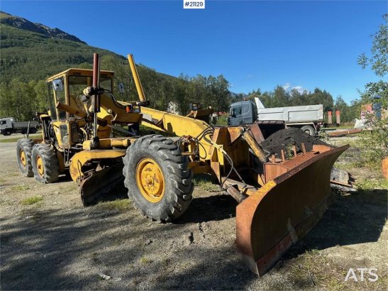 Nordverk 130 HVT grader w/ extra tires on rim. WATCH VIDEO. Nordverk 130 HVT grader w/ extra tires on rim. WATCH VIDEO. 19...