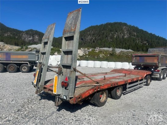 Kel-Berg Maskinslep with hydraulic ramps KEL-BERG Maskinslep with hydraulic ramps 2008 2 Lowloader trailers