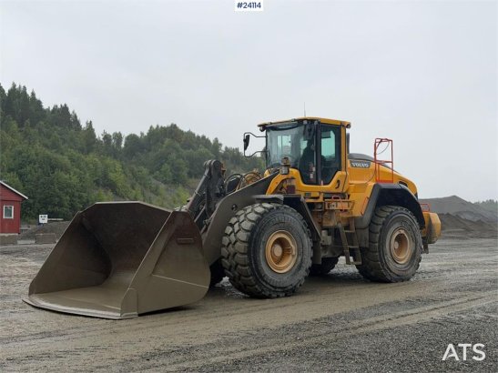 Volvo L220H wheel loader w/ lever control, bucket and sc L220H wheel loader w/ lever control, bucket and sc 2023 2 Wheel L...